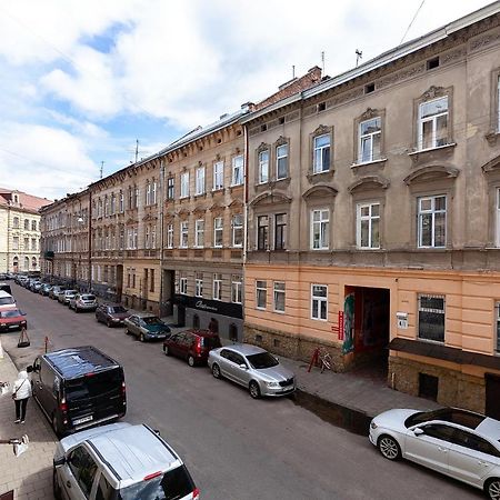 Apartment On Tamanska - Вулиця Дарії Гусяк Lviv Exterior photo
